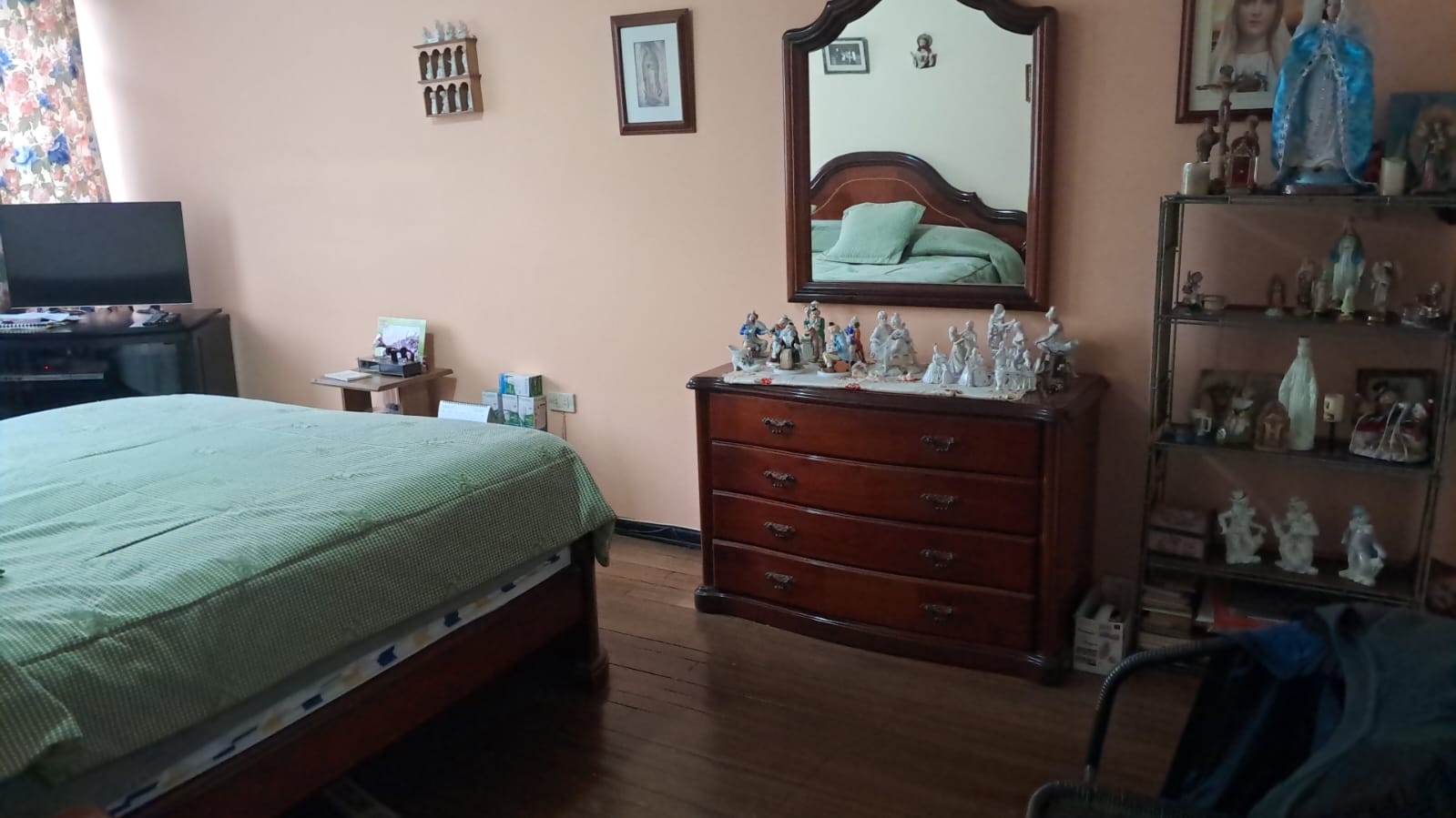 Casa en venta en San Jose De Bavaria, Bogotá · foto 8 de 16