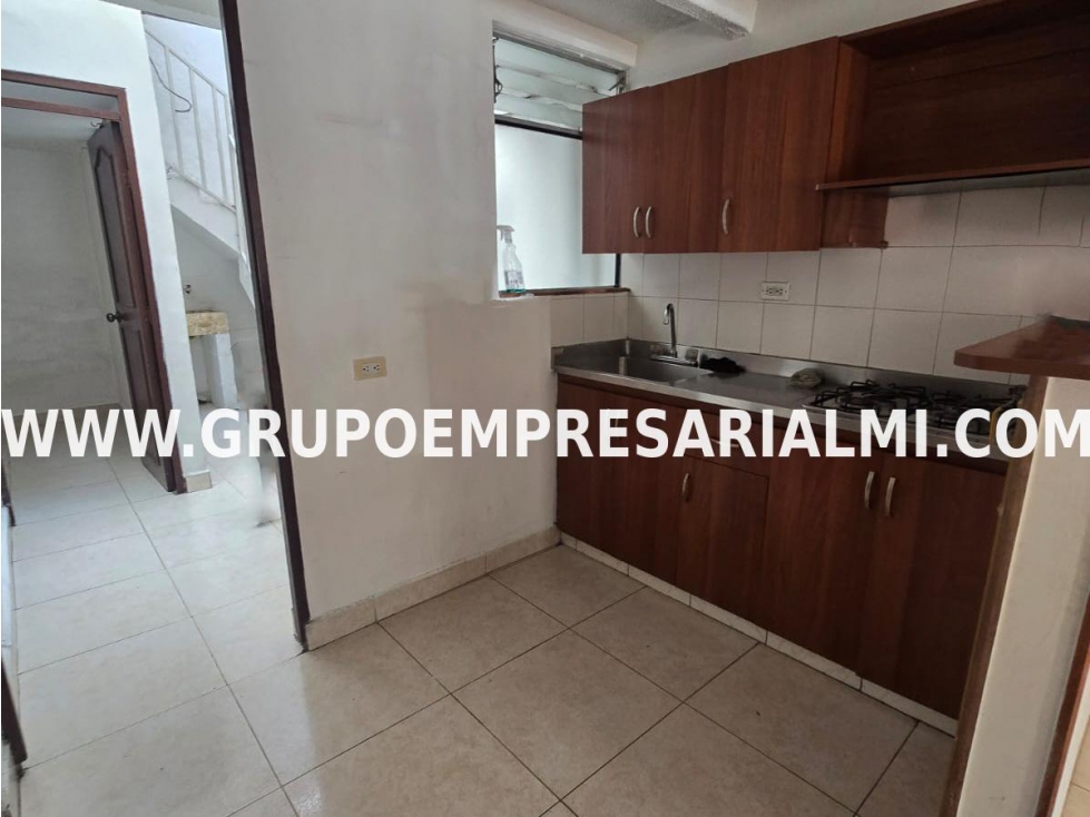 Apartaestudio en venta en Robledo, Medellín 3