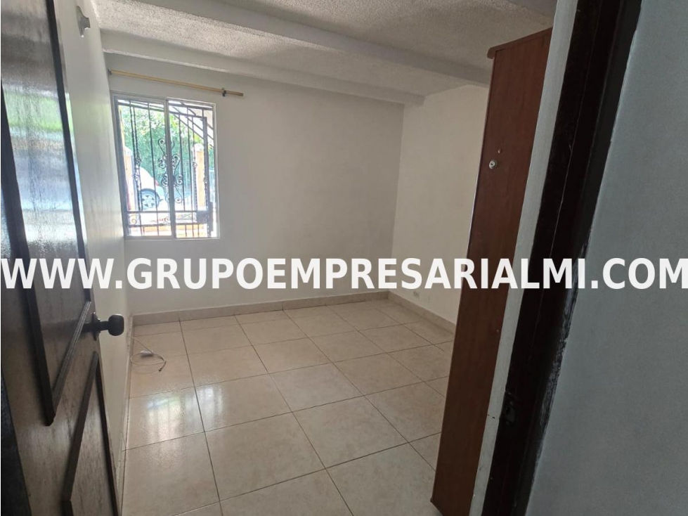 Apartaestudio en venta en Robledo, Medellín 5