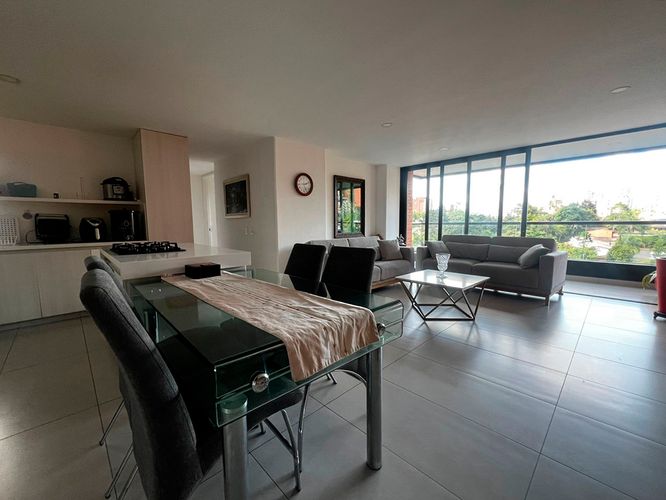 Apartamento en venta en Cumbres, Envigado · foto 2 de 16