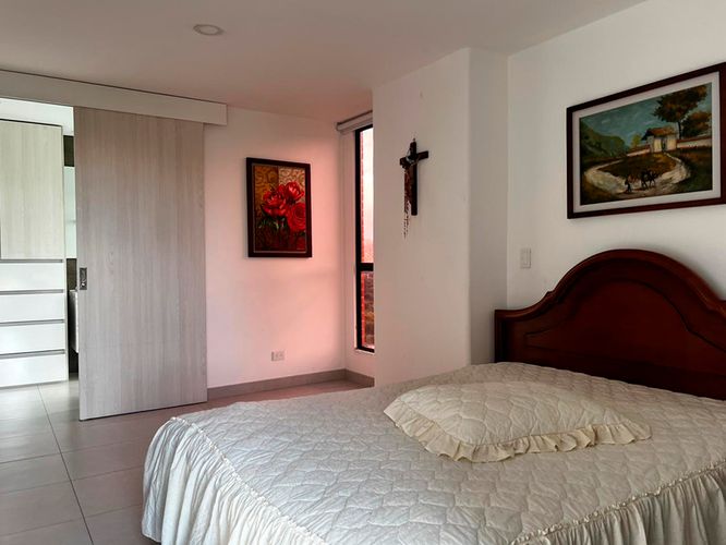 Apartamento en venta en Cumbres, Envigado · foto 9 de 16