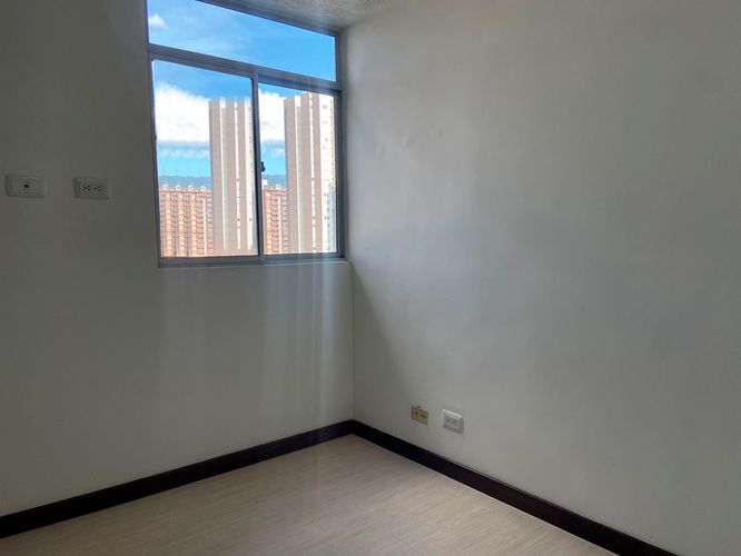 Apartamento de 2 alcobas en venta en Entreamigos, Sabaneta, 60 m² · foto 12 de 18