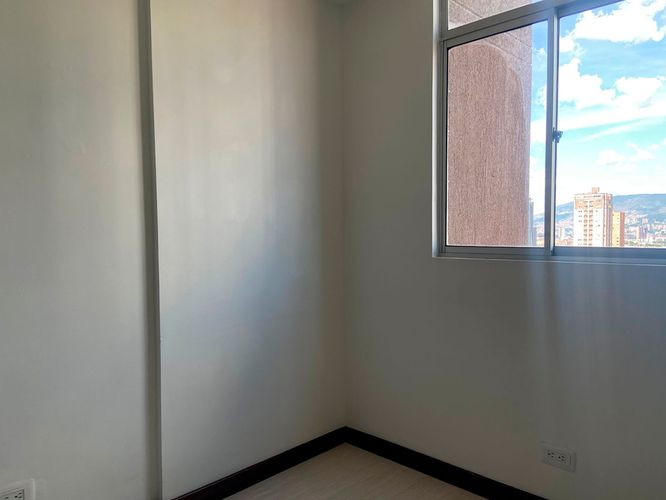 Apartamento de 2 alcobas en venta en Entreamigos, Sabaneta, 60 m² · foto 13 de 18