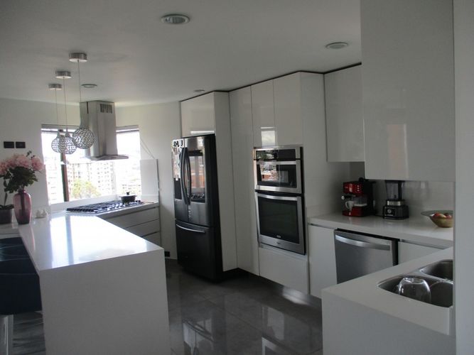 Apartamento de 5 alcobas en venta en La Calleja, Bogotá, 251 m² · foto 4 de 24