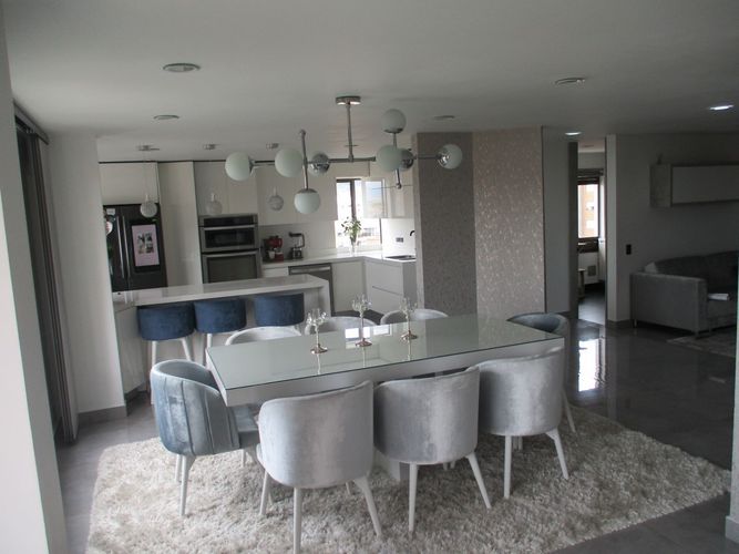 Apartamento de 5 alcobas en venta en La Calleja, Bogotá, 251 m² · foto 5 de 24