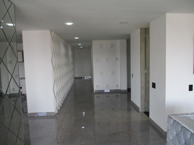 Apartamento de 5 alcobas en venta en La Calleja, Bogotá, 251 m² · foto 8 de 24