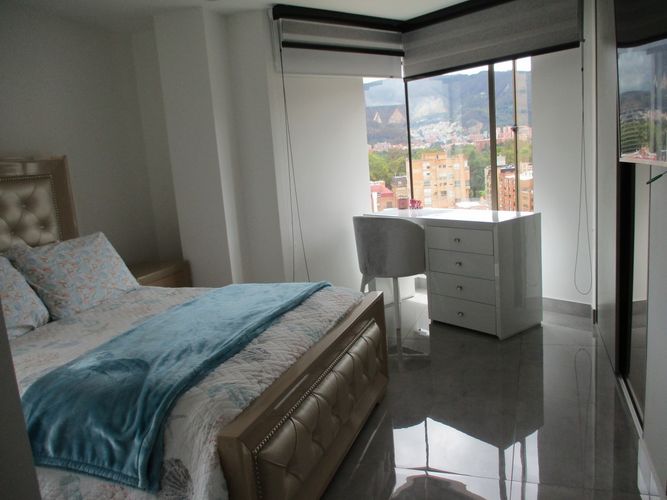 Apartamento de 5 alcobas en venta en La Calleja, Bogotá, 251 m² · foto 11 de 24