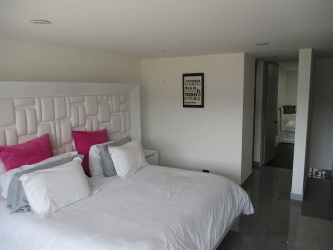 Apartamento de 5 alcobas en venta en La Calleja, Bogotá, 251 m² · foto 15 de 24