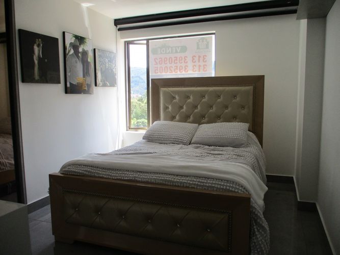 Apartamento de 5 alcobas en venta en La Calleja, Bogotá, 251 m² · foto 17 de 24