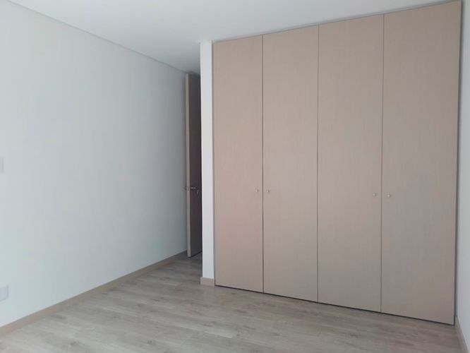 Apartamento de 2 alcobas en arriendo en El Poblado, Medellín, 108 m² · foto 11 de 17