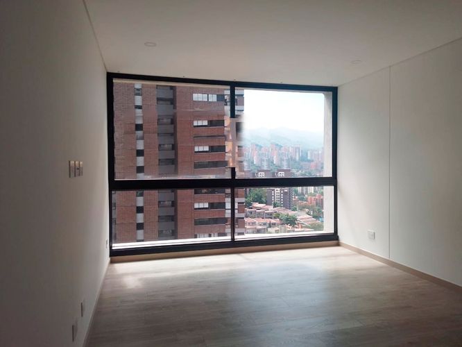 Apartamento de 2 alcobas en arriendo en El Poblado, Medellín, 108 m² · foto 12 de 17