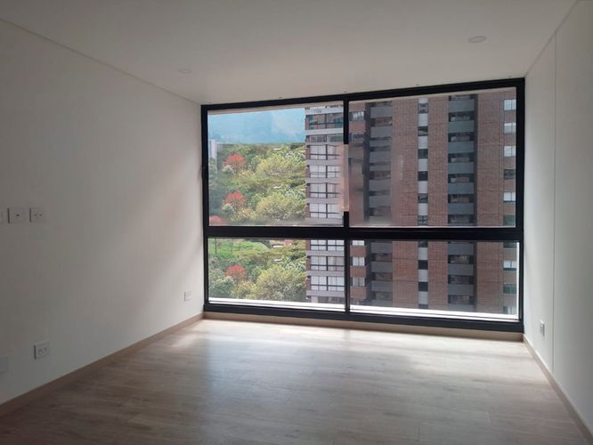 Apartamento de 2 alcobas en arriendo en El Poblado, Medellín, 108 m² · foto 13 de 17