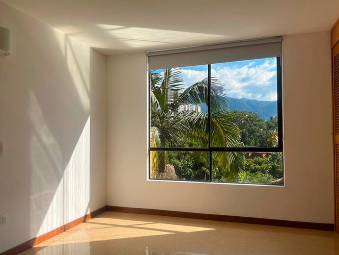Apartamento de 3 alcobas en arriendo en El Poblado, Medellín, 109 m² · foto 10 de 15