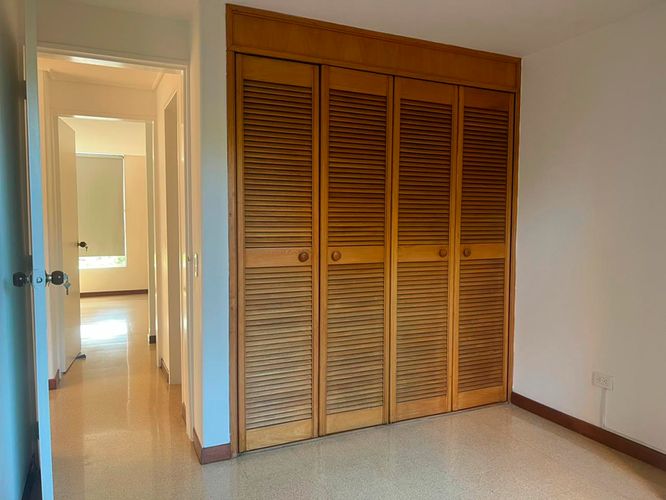 Apartamento de 3 alcobas en arriendo en El Poblado, Medellín, 109 m² · foto 11 de 15