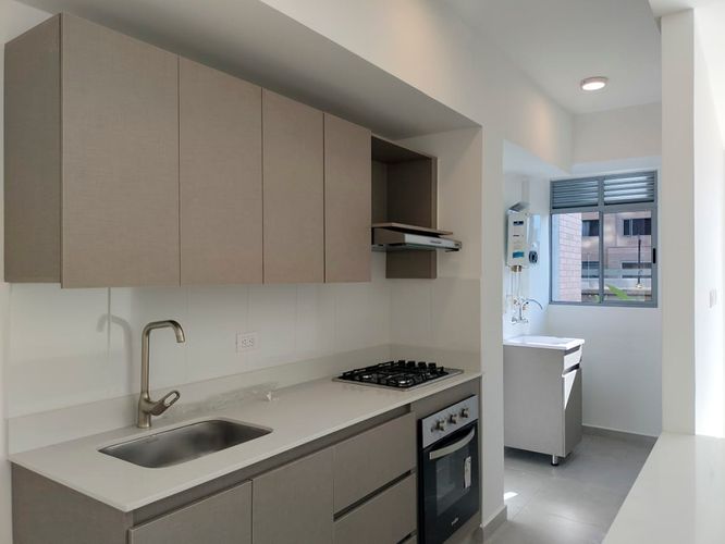 Apartamento de 3 alcobas en arriendo en Otraparte, Envigado, 82 m² · foto 6 de 18