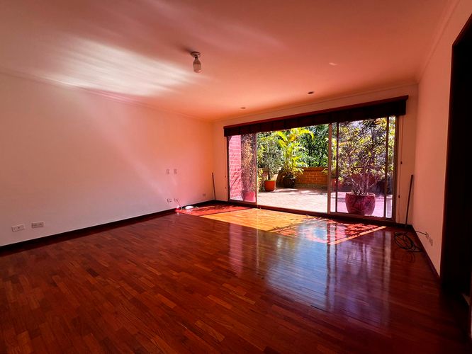 Apartamento de 3 alcobas en venta en El Poblado, Medellín, 260 m² · foto 3 de 17