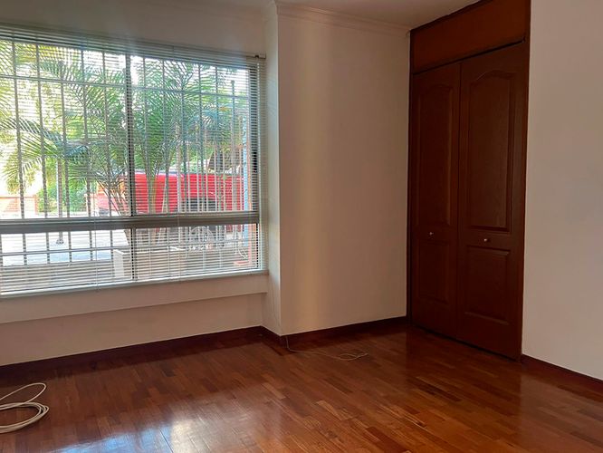 Apartamento de 3 alcobas en venta en El Poblado, Medellín, 260 m² · foto 10 de 17