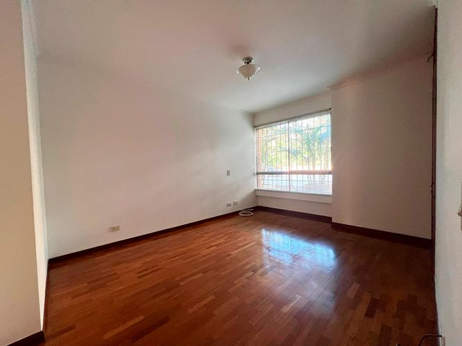 Apartamento de 3 alcobas en venta en El Poblado, Medellín, 260 m² · foto 11 de 17