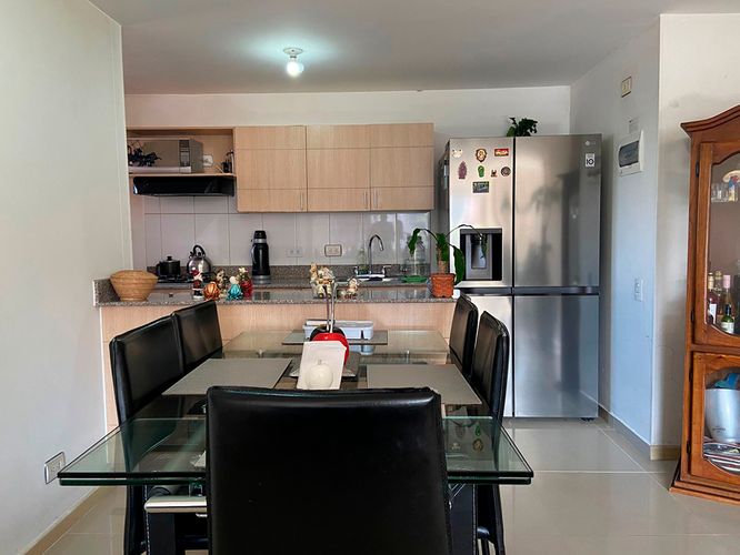 Apartamento de 3 alcobas en venta en Entreamigos, Sabaneta, 86 m² · foto 4 de 20