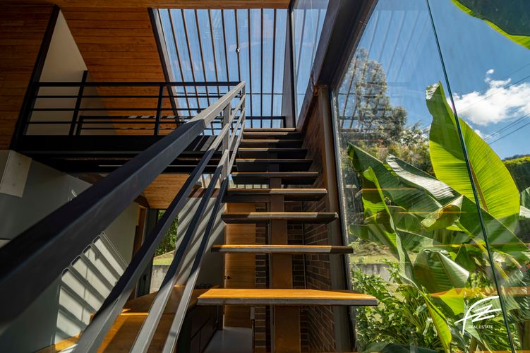 Casa de 5 alcobas en venta en La Ceja, 800 m² · foto 12 de 24