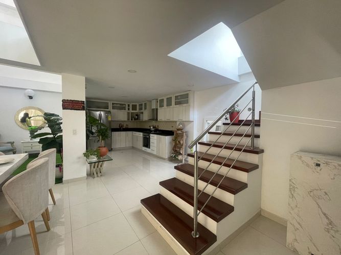 Casa de 5 alcobas en venta en Pueblo Viejo, La Estrella, 326 m² · foto 7 de 24