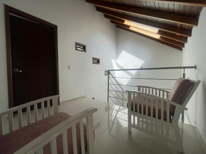 Casa de 5 alcobas en venta en Pueblo Viejo, La Estrella, 326 m² · foto 15 de 24