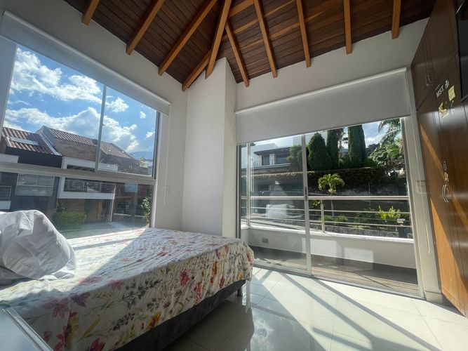 Casa de 5 alcobas en venta en Pueblo Viejo, La Estrella, 326 m² · foto 16 de 24