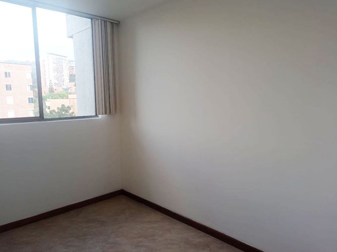Apartamento de 3 alcobas en arriendo en Transversal Inferior, Medellín, 79 m² · foto 16 de 20