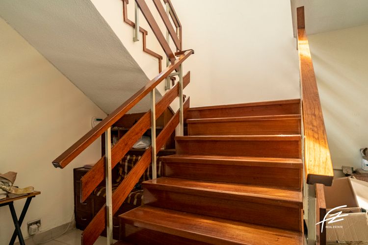 Casa de 5 alcobas en venta en Los Colores, Medellín, 320 m² · foto 3 de 18