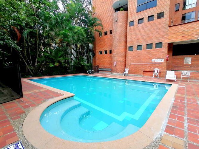 Apartamento de 3 alcobas en arriendo en Las Lomas, Medellín, 132 m² · foto 7 de 12