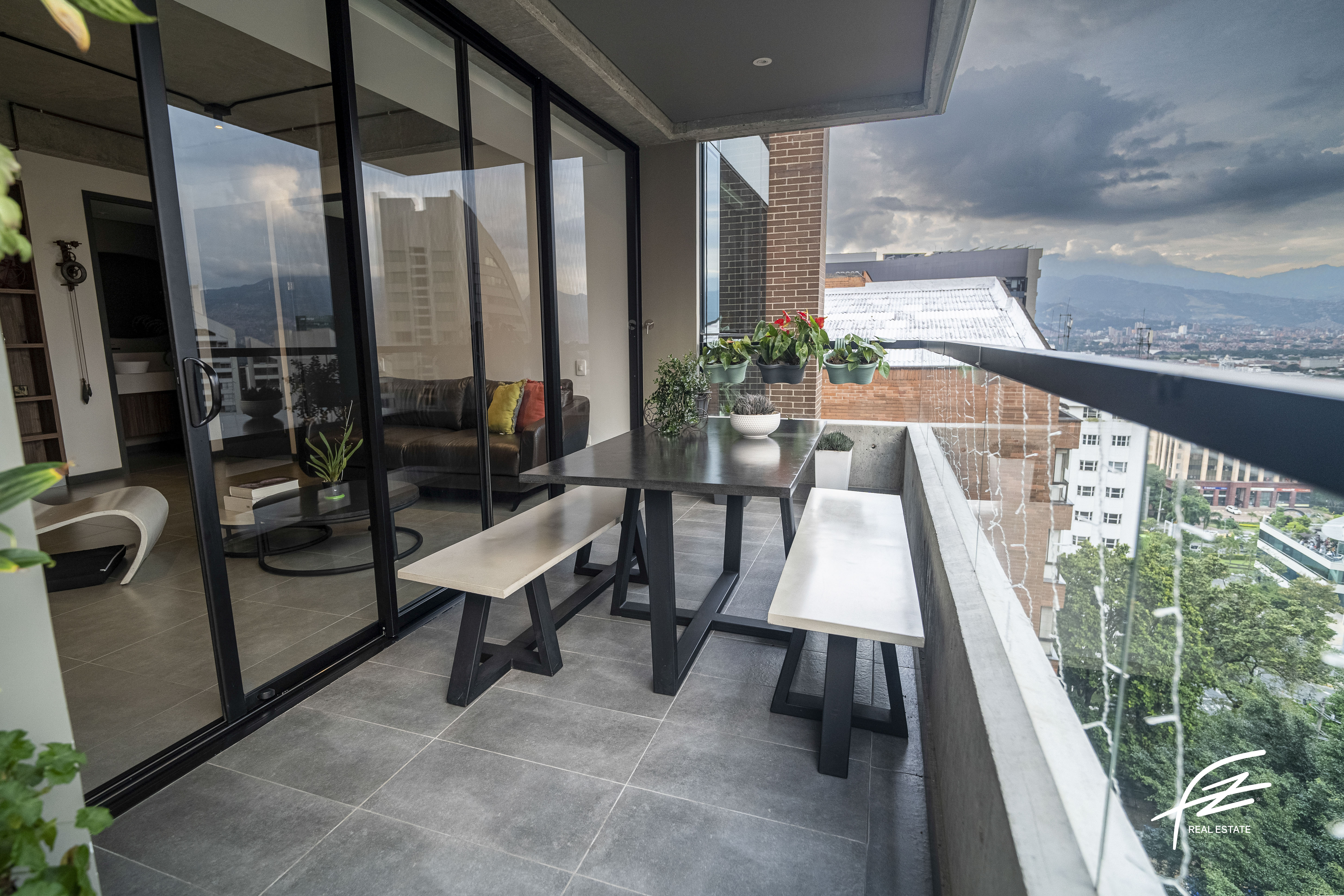 Apartamento en venta en El Poblado, Medellín 3