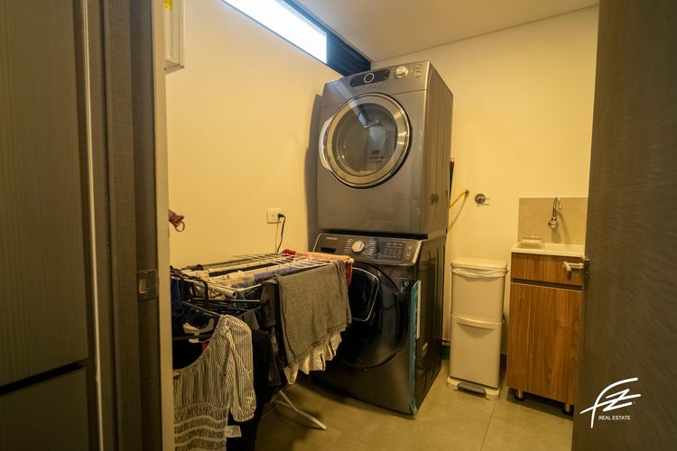 Apartamento de 2 alcobas en venta en El Poblado, Medellín, 125 m² · foto 9 de 24
