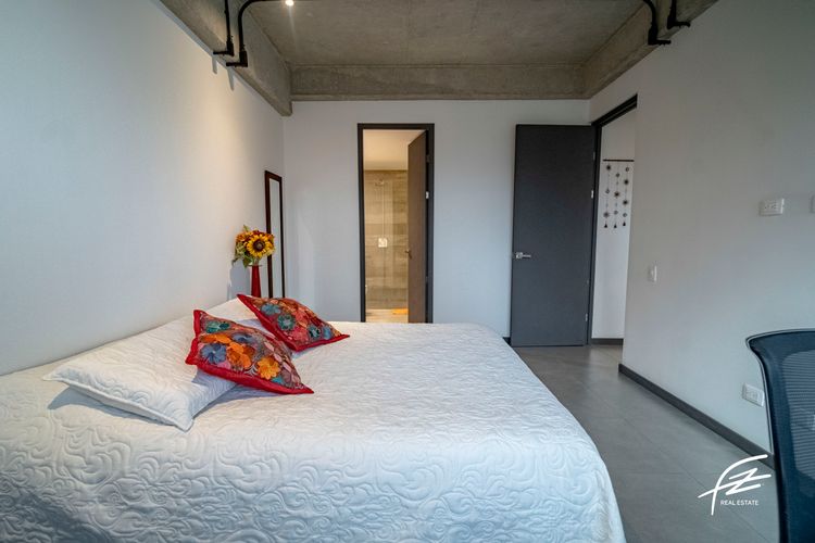 Apartamento de 2 alcobas en venta en El Poblado, Medellín, 125 m² · foto 20 de 24
