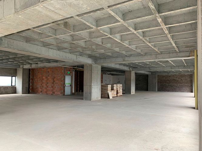 Oficina en arriendo en El Poblado, Medellín, 500 m² · foto 4 de 9