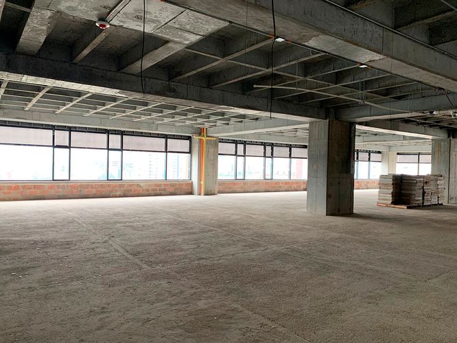 Oficina en arriendo en El Poblado, Medellín, 500 m² · foto 7 de 9