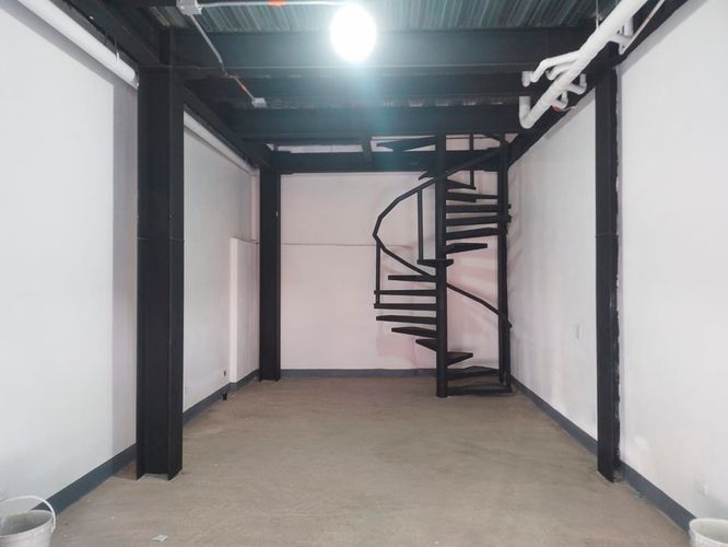 Local en arriendo en Laureles, Medellín, 100 m² · foto 2 de 12