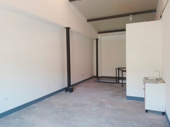 Local en arriendo en Laureles, Medellín, 100 m² · foto 5 de 12