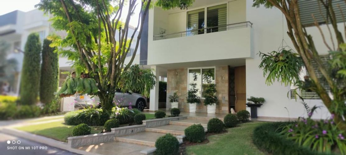 Casa de 6 alcobas en venta en Pance, Cali, 620 m² · foto 2 de 24