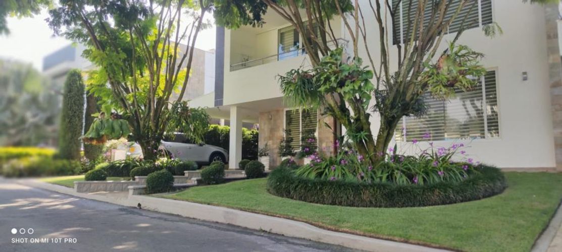 Casa de 6 alcobas en venta en Pance, Cali, 620 m² · foto 3 de 24