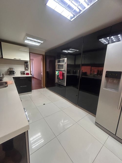 Apartamento de 4 alcobas en venta en La Carolina, Bogotá, 250 m² · foto 5 de 20
