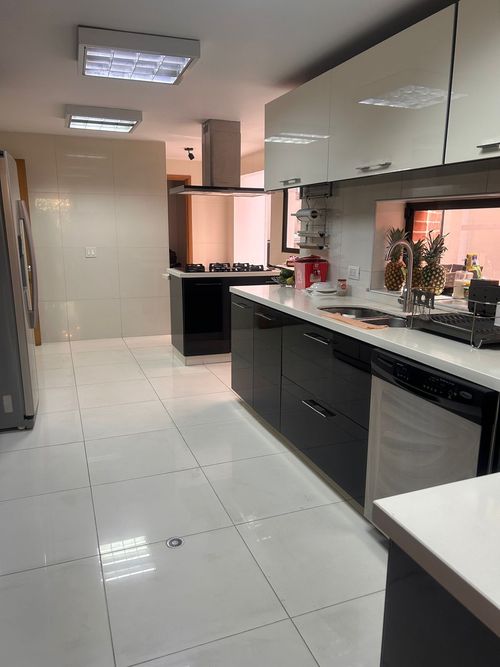 Apartamento de 4 alcobas en venta en La Carolina, Bogotá, 250 m² · foto 6 de 20