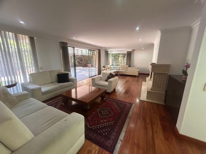 Apartamento de 4 alcobas en venta en La Carolina, Bogotá, 250 m² · foto 10 de 20