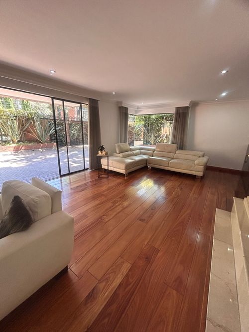 Apartamento de 4 alcobas en venta en La Carolina, Bogotá, 250 m² · foto 12 de 20
