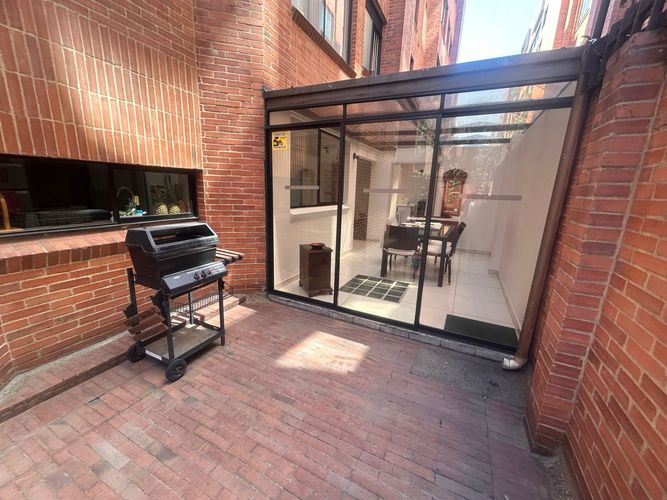 Apartamento de 4 alcobas en venta en La Carolina, Bogotá, 250 m² · foto 16 de 20