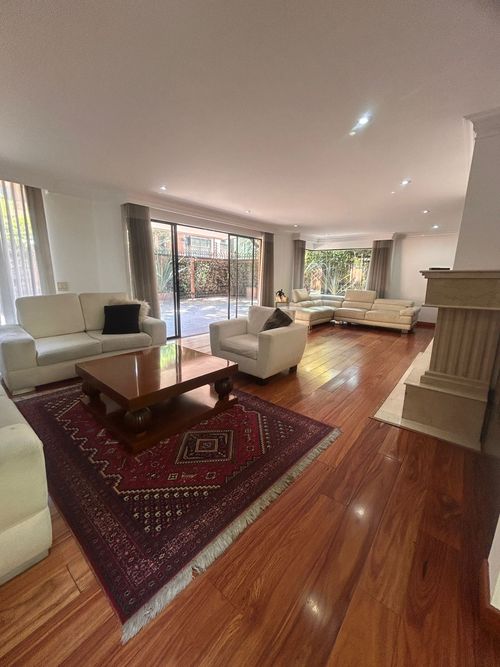 Apartamento de 4 alcobas en venta en La Carolina, Bogotá, 250 m² · foto 18 de 20