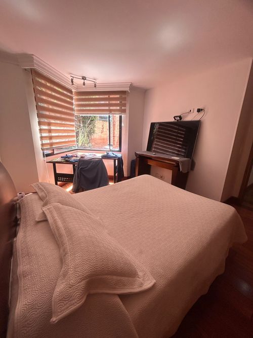 Apartamento de 4 alcobas en venta en La Carolina, Bogotá, 250 m² · foto 20 de 20