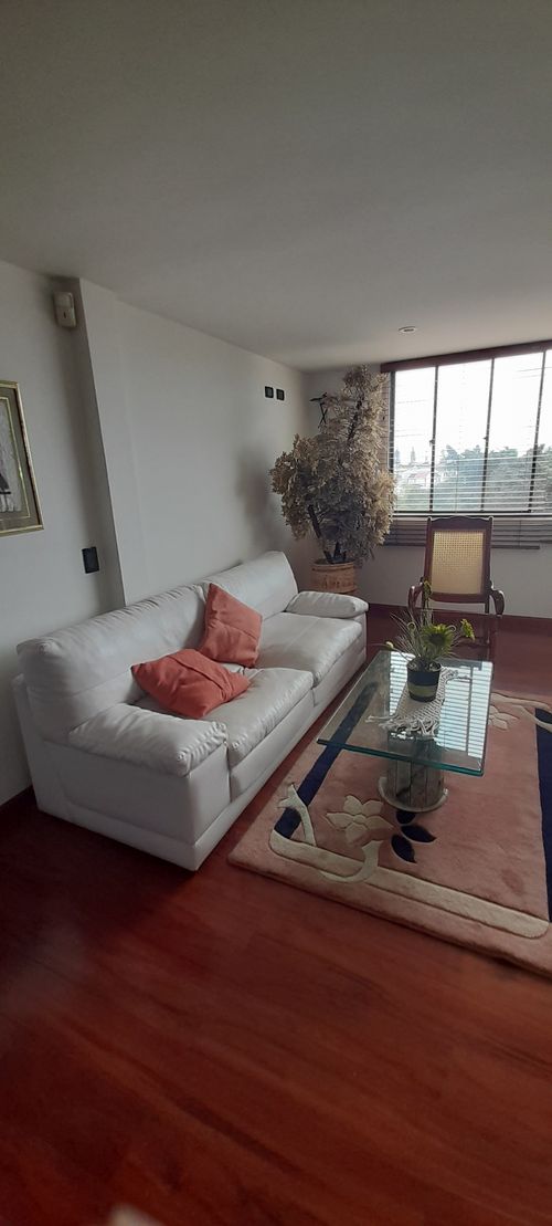 Casa de 5 alcobas en venta en Lagos Del Cacique, Bucaramanga, 541 m² · foto 8 de 20