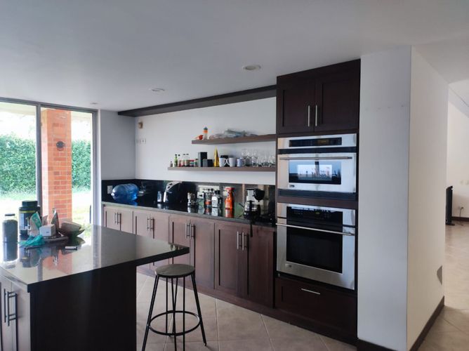 Casa de 6 alcobas en venta en Pance, Cali, 380 m² · foto 3 de 23