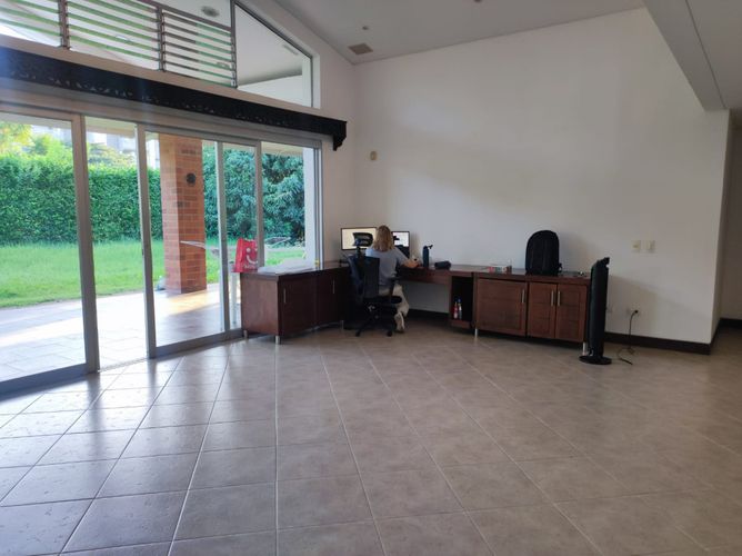 Casa de 6 alcobas en venta en Pance, Cali, 380 m² · foto 6 de 23