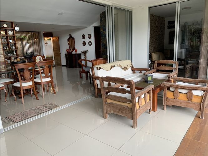 Casa de 4 alcobas en venta en La Yé, Armenia, 270 m² · foto 2 de 24